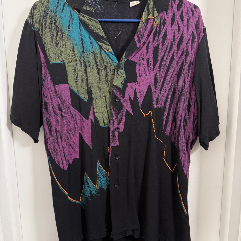 Men's Black and Purple Graphic Shirt